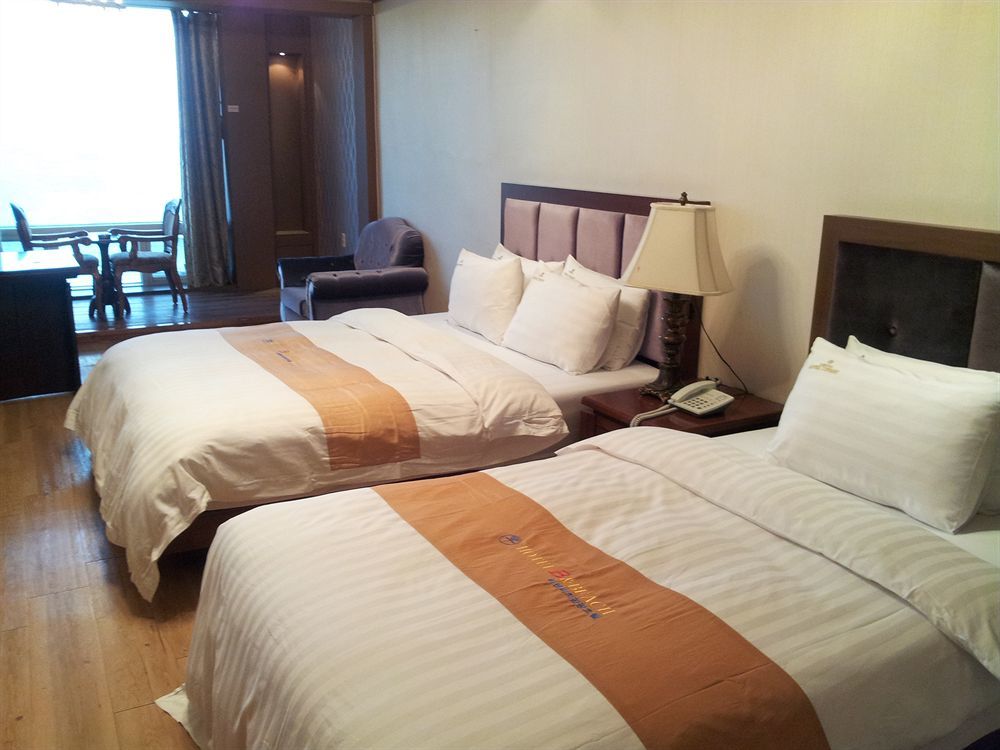 B&Beach Tourist Hotel Yeosu Dış mekan fotoğraf