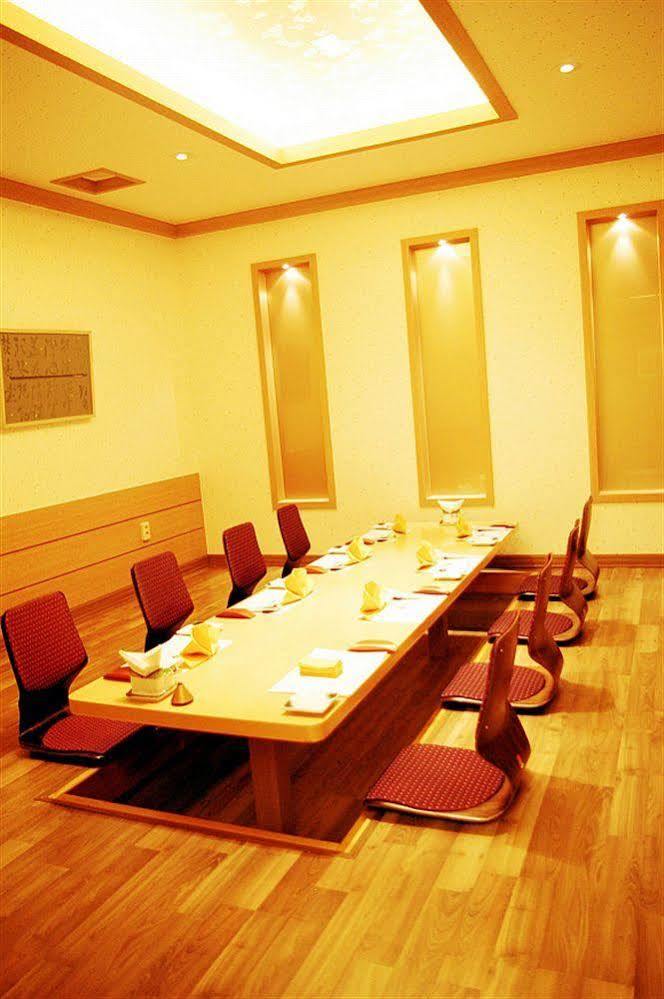 B&Beach Tourist Hotel Yeosu Dış mekan fotoğraf