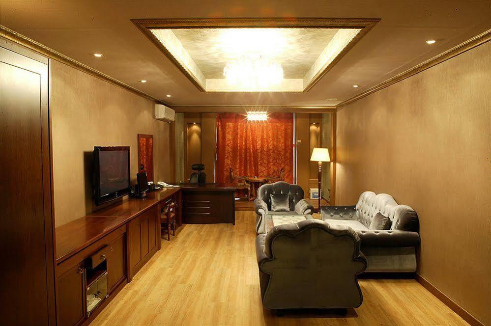 B&Beach Tourist Hotel Yeosu Dış mekan fotoğraf