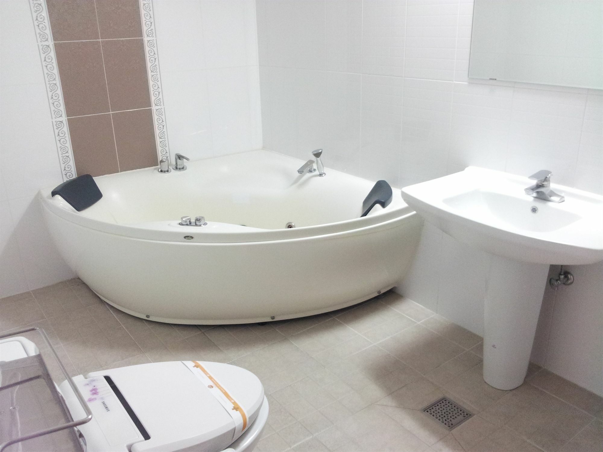 B&Beach Tourist Hotel Yeosu Dış mekan fotoğraf